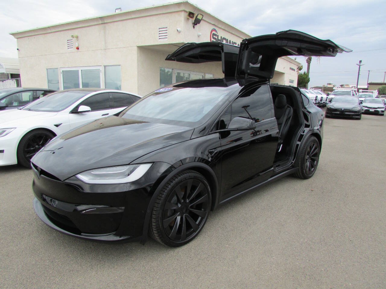 Used 2022 Tesla Model X Plaid AWD/4WD image 7