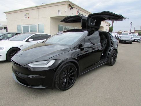 Used 2022 Tesla Model X Plaid AWD/4WD image 7