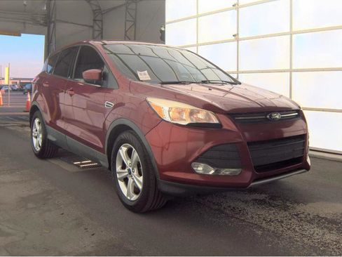Used 2014 Ford Escape SE FWD image 4