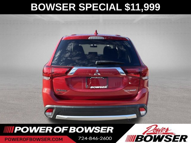 Used 2017 Mitsubishi Outlander ES AWD/4WD image 4