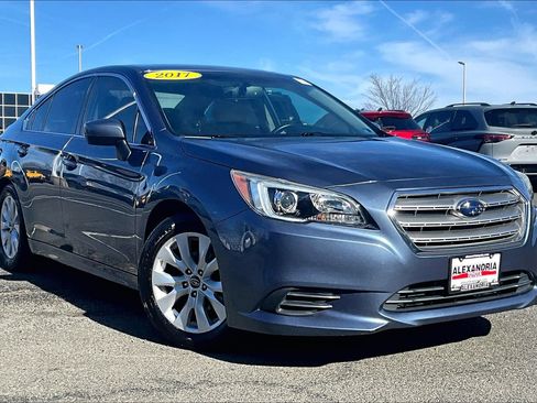 Used 2017 Subaru Legacy 2.5i Premium w/ Moonroof Package image 2