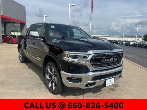 Used 2024 RAM 1500 Limited AWD/4WD image 4
