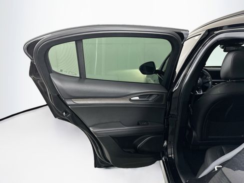 Used 2022 Alfa Romeo Stelvio Ti w/ Active Assist Plus Package image 27