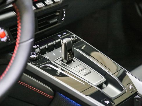 Certified 2025 Porsche 911 Carrera 4 GTS AWD/4WD image 24