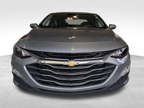 Used 2024 Chevrolet Malibu LT FWD image 2
