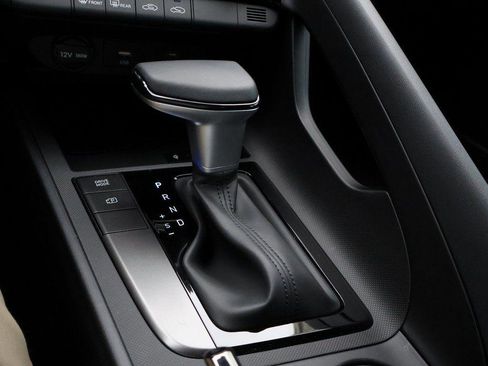 New 2025 Hyundai Elantra Sport image 38