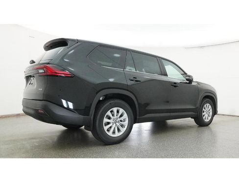 New 2026 Toyota Grand Highlander XLE image 25