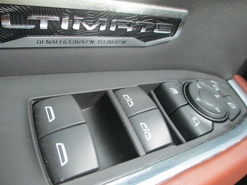 Certified 2025 GMC Sierra 1500 Denali Ultimate image 29