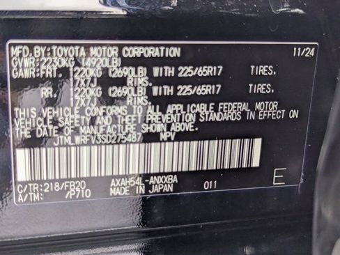 Used 2025 Toyota RAV4 LE AWD/4WD image 27