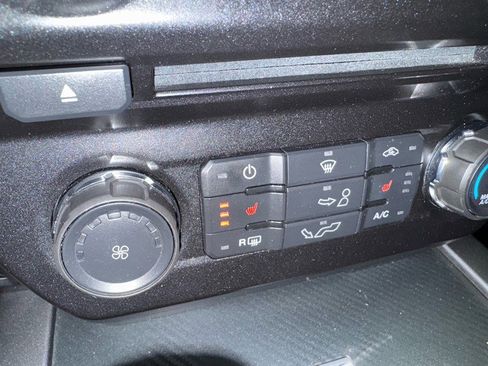 Used 2018 Ford F150 XLT w/ Equipment Group 302A Luxury image 20