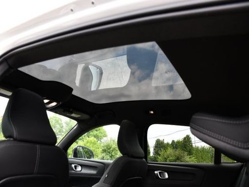 Used 2023 Volvo C40 P8 Recharge Plus w/ Protection Package Premier AWD/4WD image 21