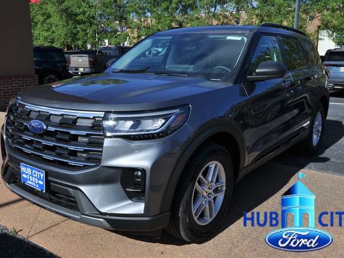 New 2026 Ford Explorer Active w/ Active Comfort Package RWD image 1