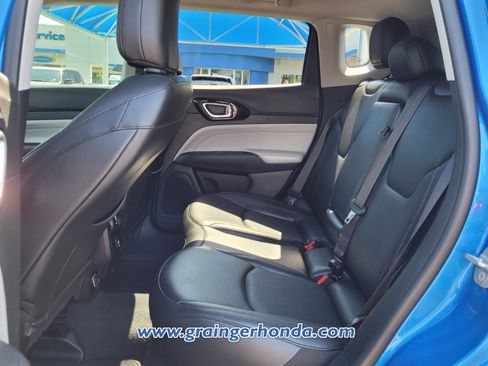 Used 2022 Jeep Compass Limited image 11