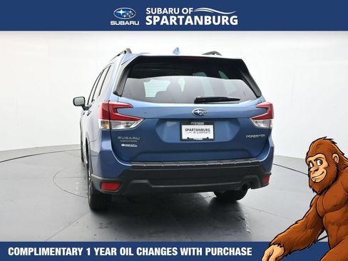 Used 2023 Subaru Forester Limited AWD/4WD image 7