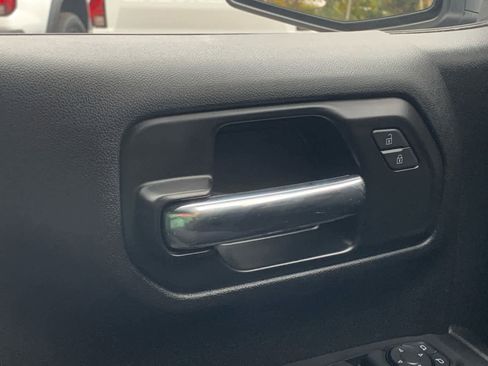 Certified 2022 Chevrolet Silverado 1500 W/T w/ WT Value Package image 23