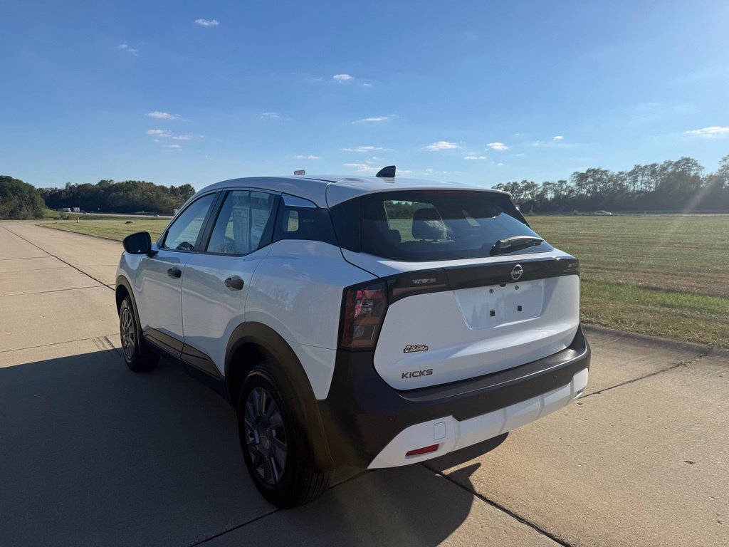 Used 2026 Nissan Kicks S FWD image 8