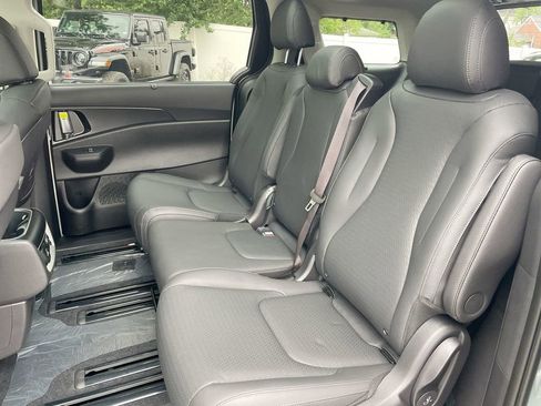 New 2026 Kia Carnival SX Prestige image 49