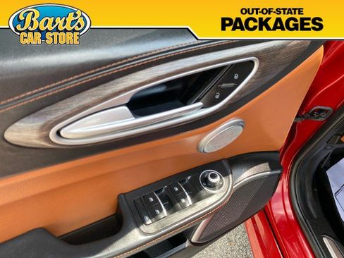Used 2018 Alfa Romeo Giulia Ti w/ Quick Order Package 22X Lusso AWD/4WD image 24