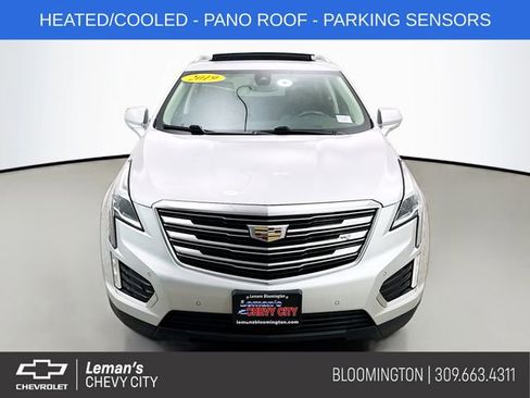 Used 2019 Cadillac XT5 Premium Luxury image 2