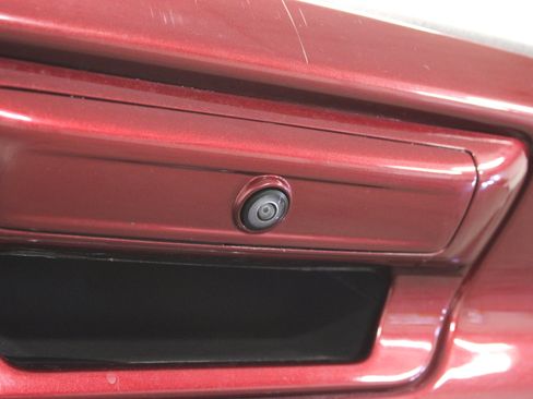 Used 2019 RAM 1500 Laramie w/ Sport Appearance Package image 12