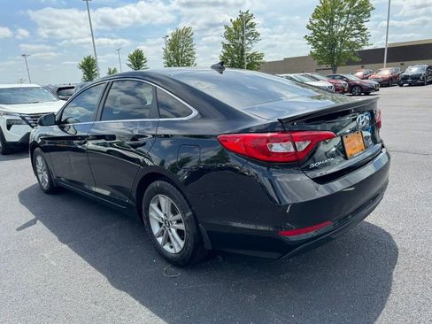 Used 2015 Hyundai Sonata SE w/ Option Group 09 FWD image 5