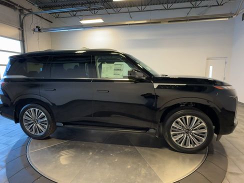 New 2026 INFINITI QX80 Luxe w/ Exterior Package image 9