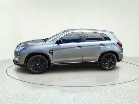Used 2025 Mitsubishi Outlander Sport LE AWD/4WD image 3