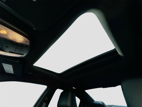 Used 2023 Dodge Charger Scat Pack w/ Plus Group image 22