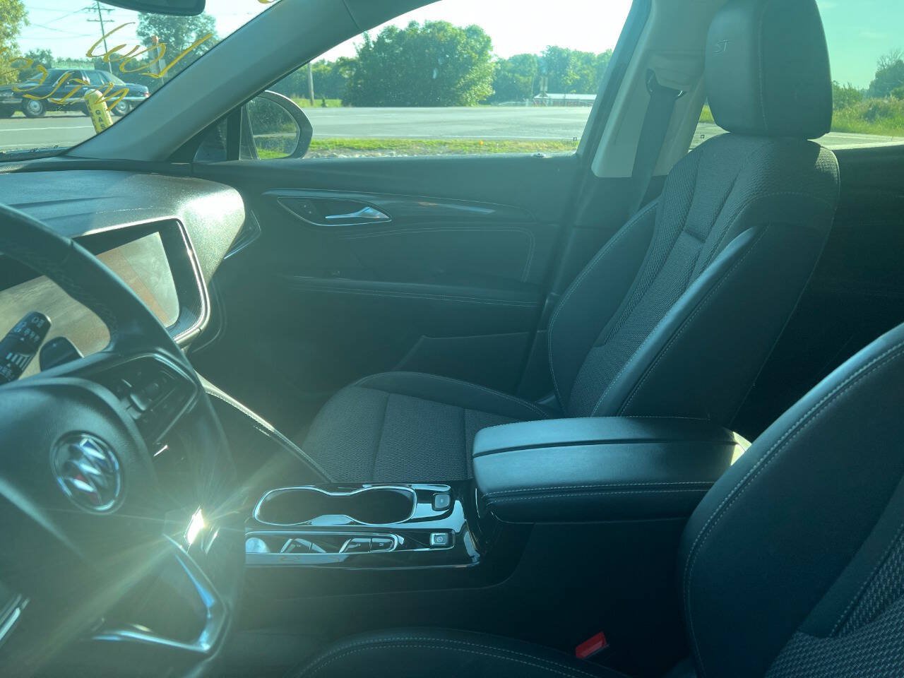 Used 2023 Buick Envision Preferred FWD image 11