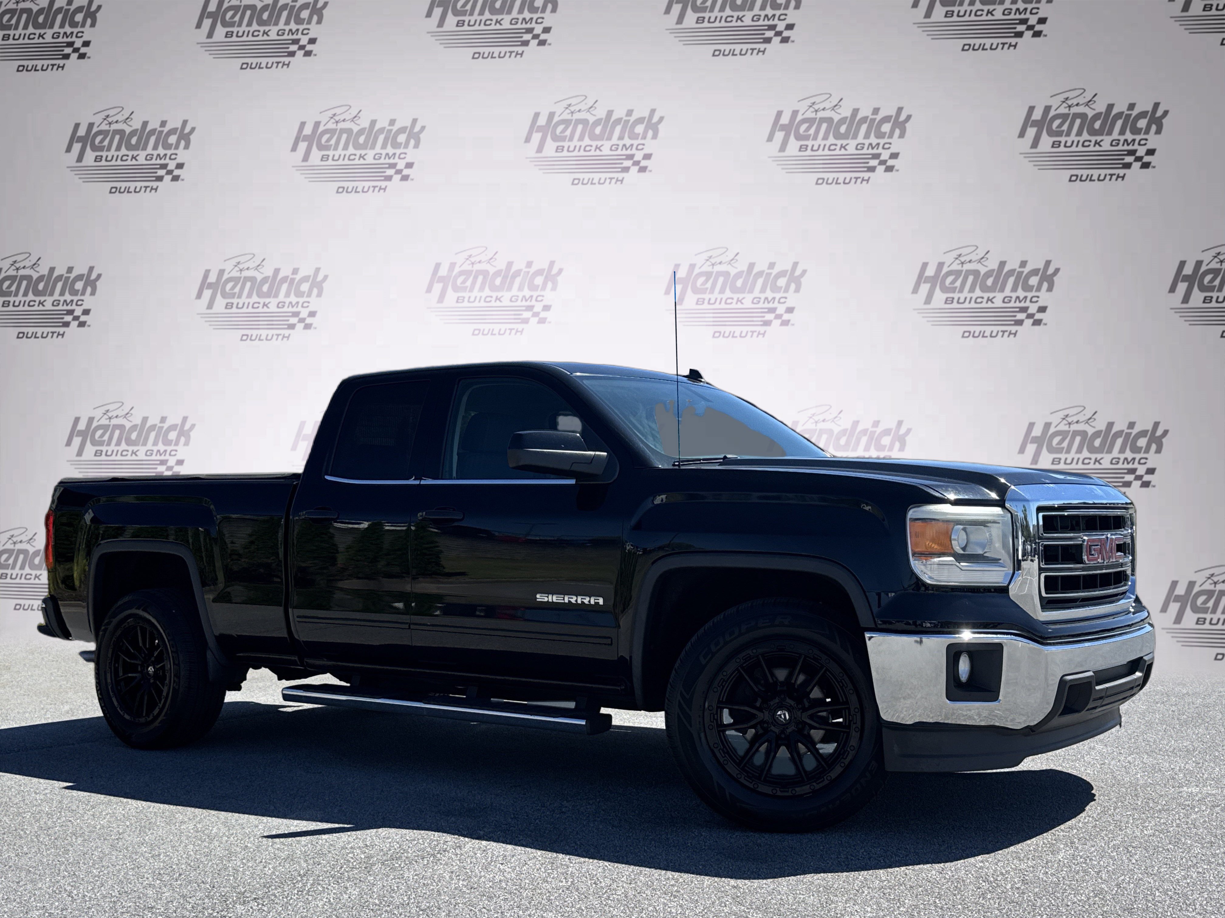 Used 2014 GMC Sierra 1500 SLE w/ SLE Value Package RWD image 2