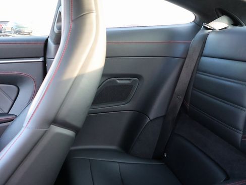 Used 2021 Porsche 911 Turbo image 20