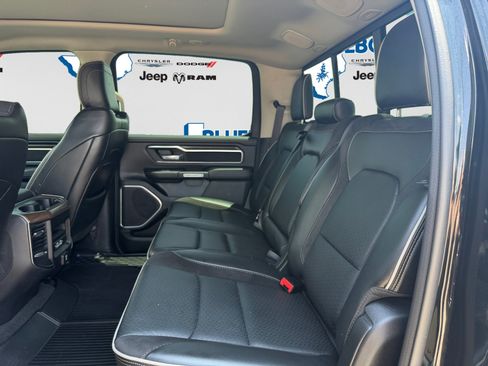 Used 2022 RAM 1500 Laramie w/ Laramie Southwest Edition AWD/4WD image 22