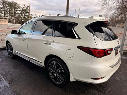 Used 2018 INFINITI QX60 3.5 Sport Utility 4D w/ Deluxe Technology Package image 13