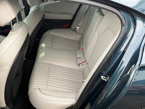 Used 2023 Genesis G70 2.0T w/ Sport Prestige Package image 11