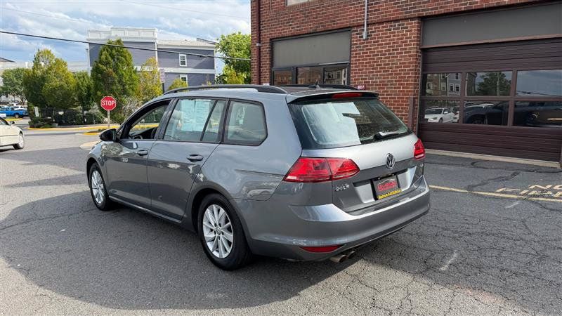 Used 2016 Volkswagen Golf S FWD image 13