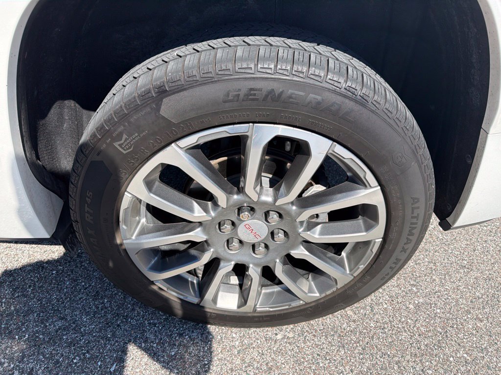 Used 2021 GMC Acadia Denali w/ Trailering Package AWD/4WD image 7