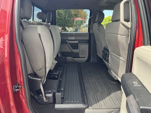 Used 2019 Ford F350 XLT w/ XLT Premium Package AWD/4WD image 6