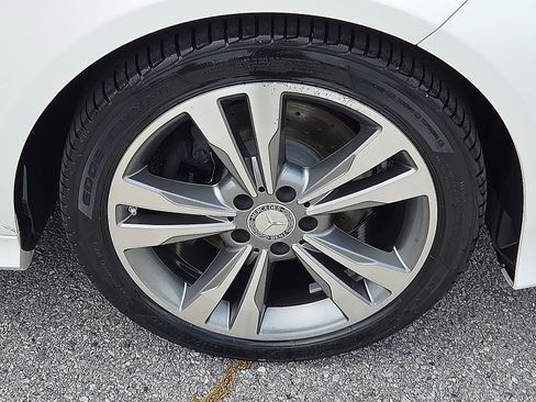 Used 2016 Mercedes-Benz E 350 Sedan image 7