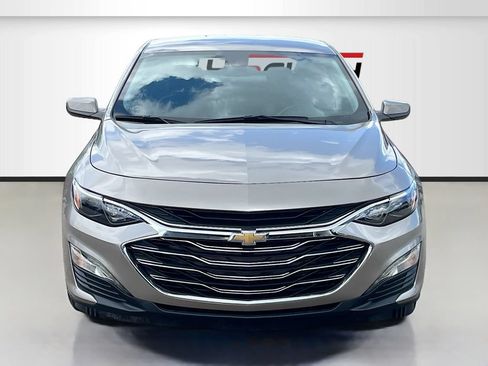 Used 2024 Chevrolet Malibu LS FWD image 2