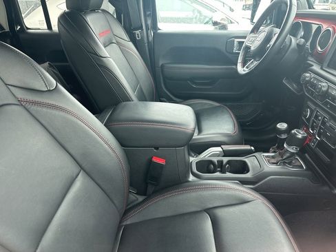 Used 2023 Jeep Gladiator Rubicon w/ LED Lighting Group image 4