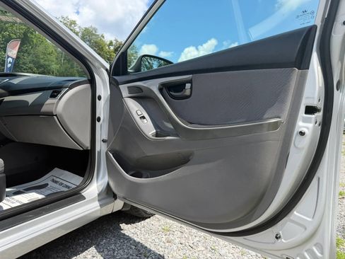 Used 2012 Hyundai Elantra GLS w/ Preferred Pkg 3 FWD image 20