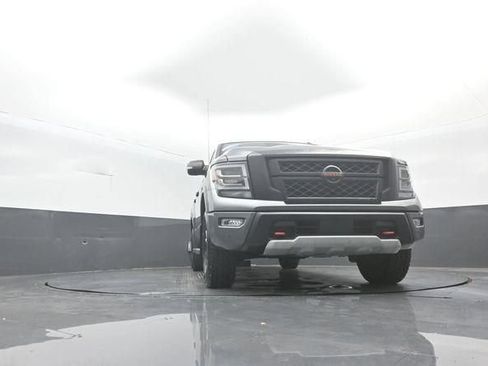 Used 2021 Nissan Titan PRO-4X w/ Pro-4x Convenience Package AWD/4WD image 38