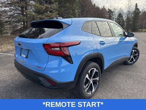 Used 2024 Chevrolet Trax RS w/ Driver Confidence Package image 4