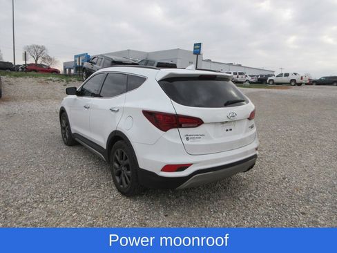 Used 2017 Hyundai Santa Fe Sport image 4