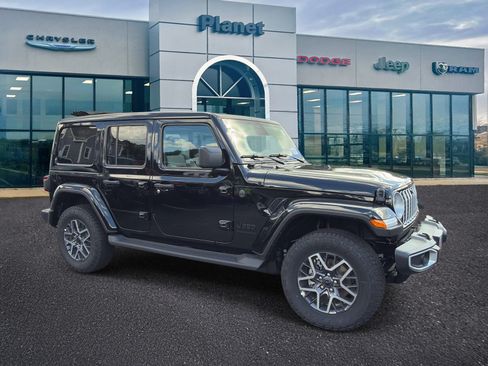 New 2026 Jeep Wrangler Unlimited Sahara AWD/4WD image 1