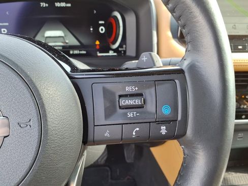 Used 2021 Nissan Rogue Platinum image 23