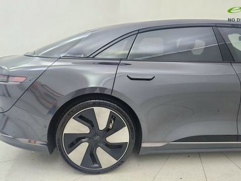 Used 2024 Lucid Air Touring AWD/4WD image 12