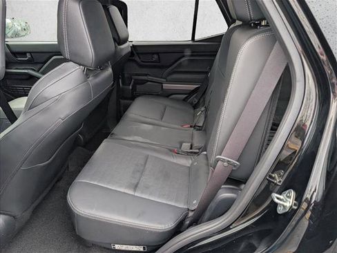 Used 2025 Toyota 4Runner TRD Off-Road Premium image 15