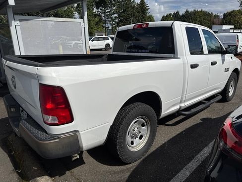 Used 2015 RAM 1500 Tradesman RWD image 3