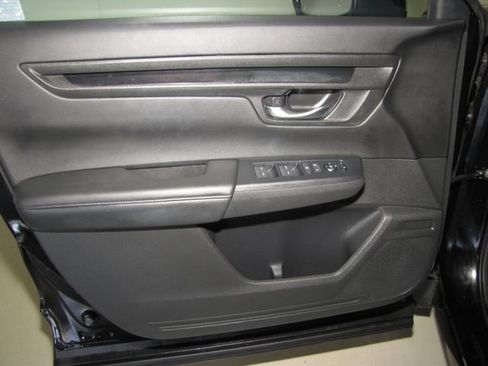 Certified 2024 Honda CR-V LX image 9